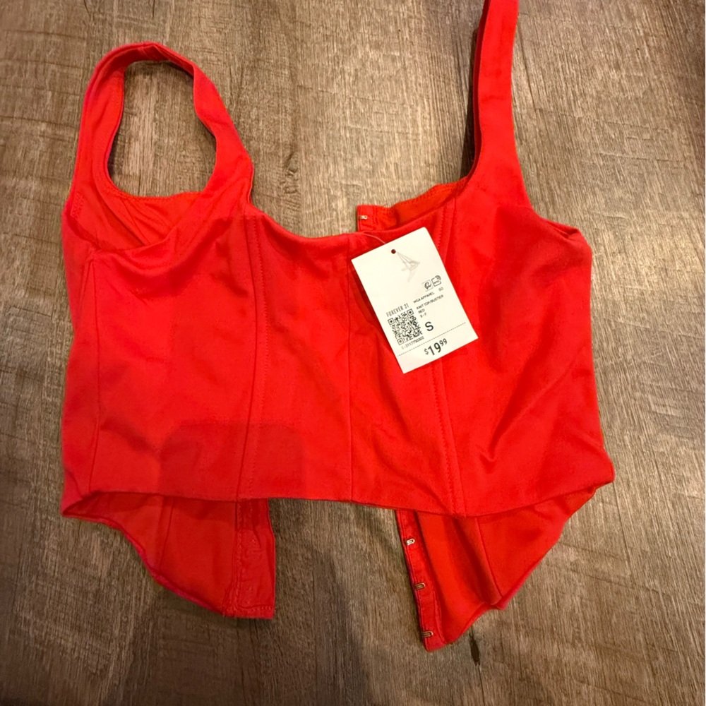 Forever 21 tank